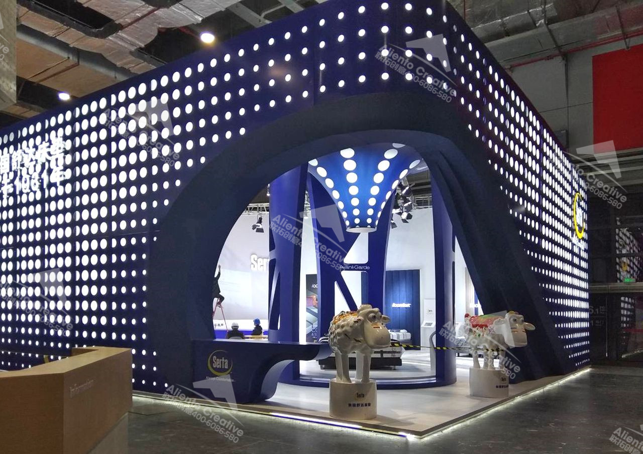 為什么說特裝展位搭建商與參展商最好交朋友? 展會新聞 第1張-聯(lián)拓創(chuàng)意 上海展臺搭建